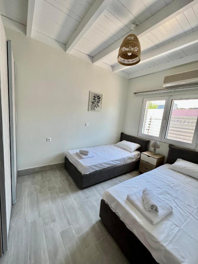 Vaso Beach Front Villa Ialysos  Dış mekan fotoğraf