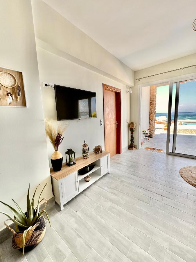 Vaso Beach Front Villa Ialysos  Dış mekan fotoğraf