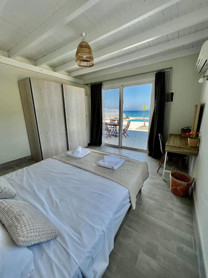 Vaso Beach Front Villa Ialysos  Dış mekan fotoğraf