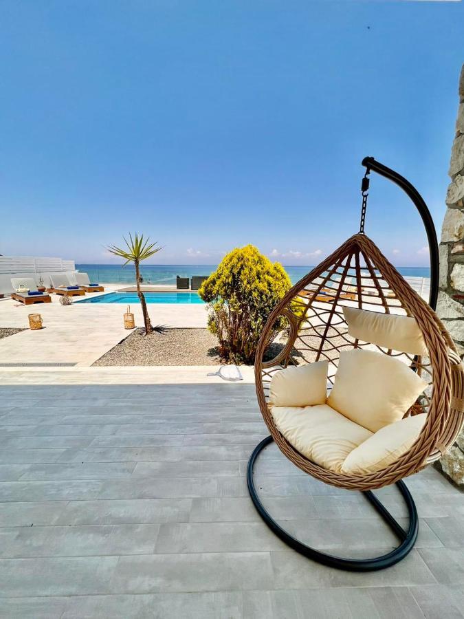 Vaso Beach Front Villa Ialysos  Dış mekan fotoğraf