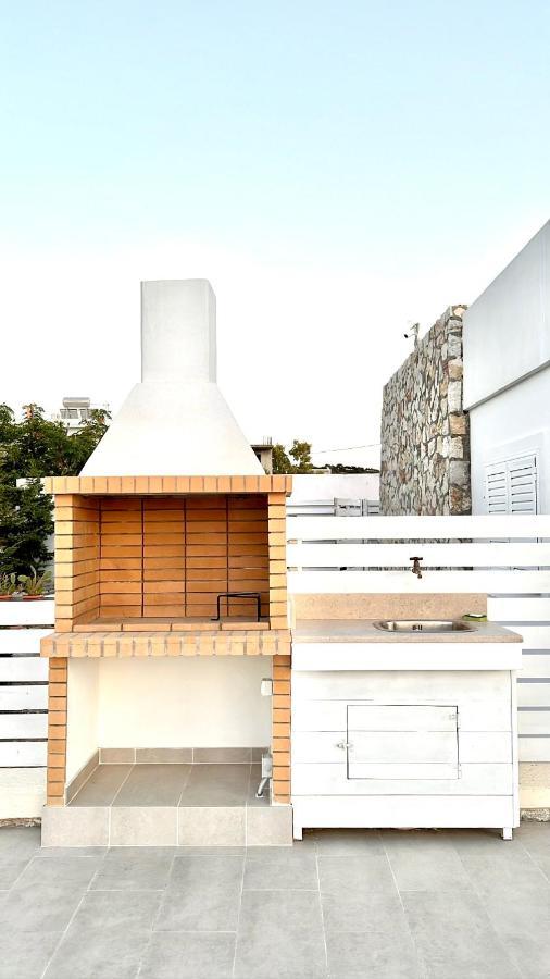 Vaso Beach Front Villa Ialysos  Dış mekan fotoğraf